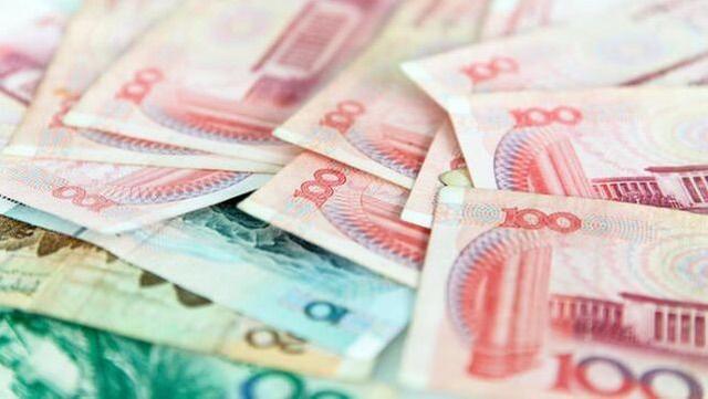 發現存款只剩下零頭，我剛要報警，老婆淡定的說：給我弟買車了