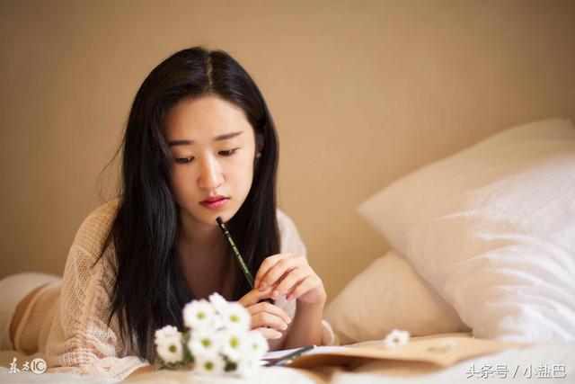 弟媳上門借5000塊，如今弟弟要還給我，我卻沒好意思要了