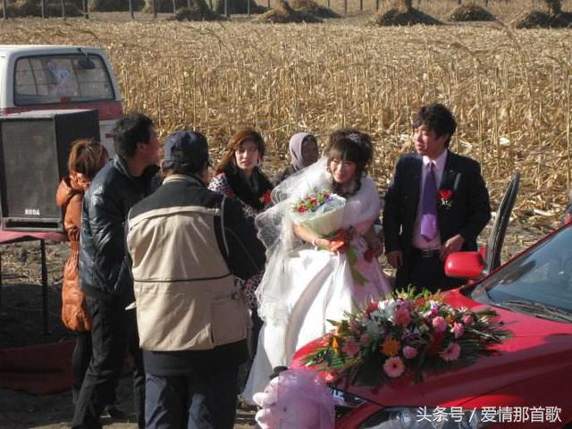 岳母生病，我拿兩萬塊錢送到醫院，小舅子一席話讓我想打他