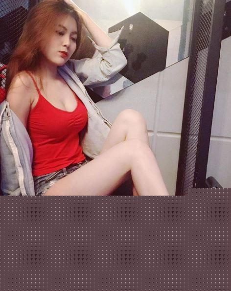 男學生暴動！美腿女大生是未來「小學老師」…性感私拍露兇器：這上課會受不了(15P) - 東南亞正妹老師