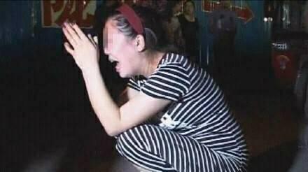 女兒去世前說：洗衣機壞了，辦完後事看了一下，母親精神崩潰