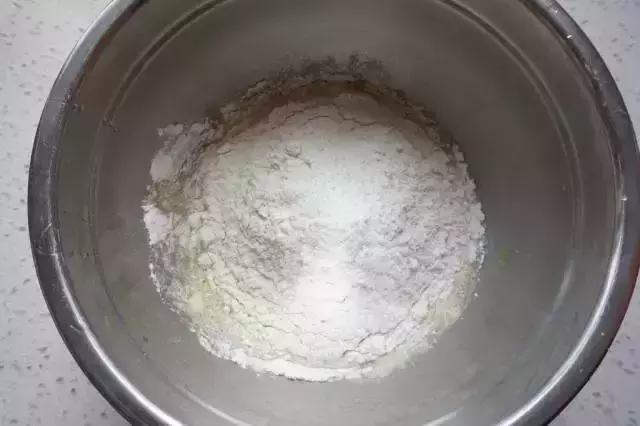 自製沙琪瑪、桃酥、麻花做法，一口回到小時候！
