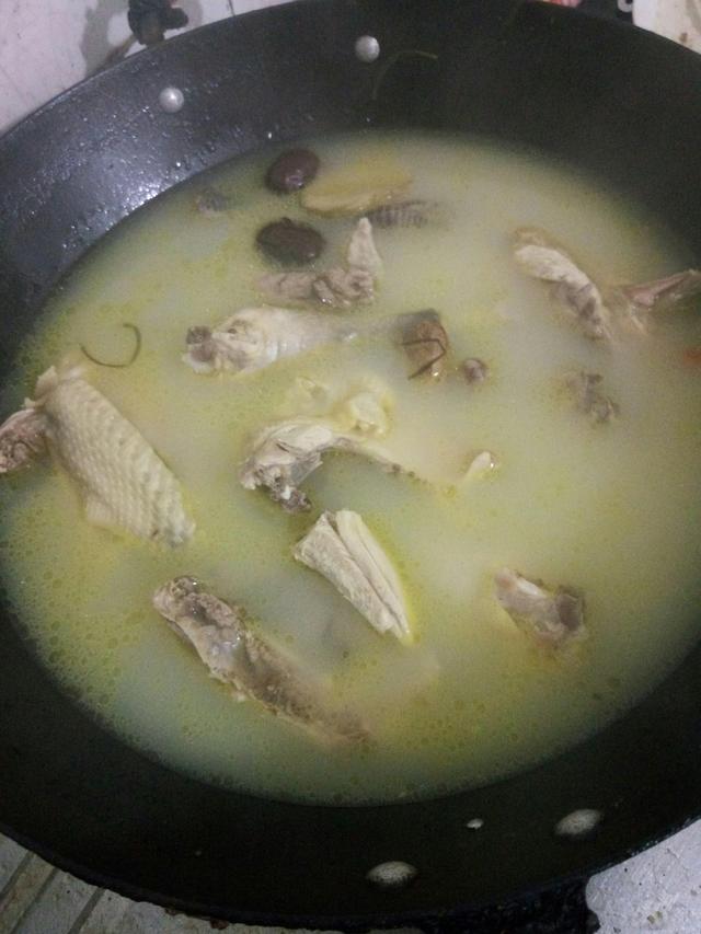 雞湯的19種美味做法，天天喝面色紅潤，愛美人士要常喝！