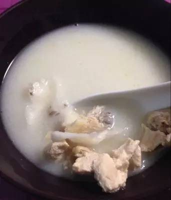 太好喝了！原來要這樣「燉雞湯」才對，只要簡單三招，六星級美味雞湯讓你立刻端上桌