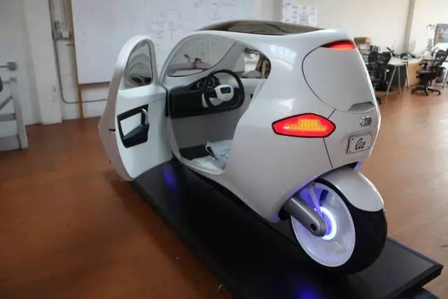 這種摩托車一旦開賣，誰還會去買汽車啊！簡直帥呆了