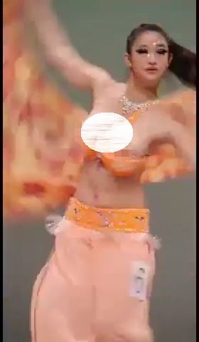 皮舞娘穿好薄 轉身「一個MOVE」秒見評審狂跳：隨著舞蹈跳到外太空
