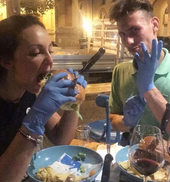 幸福肥是真的！研究證實：愛情會使人發福　交往後變胖「代表你比單身族群多兩大優勢」