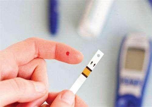 午餐吃錯血糖容易升高，糖尿病人吃飯記住3句話，血糖穩定不飆升