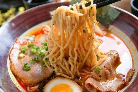 午餐吃錯血糖容易升高，糖尿病人吃飯記住3句話，血糖穩定不飆升