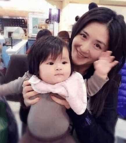 為什麼明星很容易就能懷上「雙胞胎」？兩種「慣用方法」....但一般女人都不願接受！