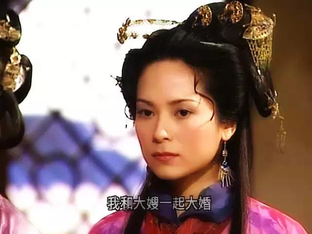 1999年兩位港姐郭羨妮和胡杏兒的故事：兩個女孩，一個靚一個不靚