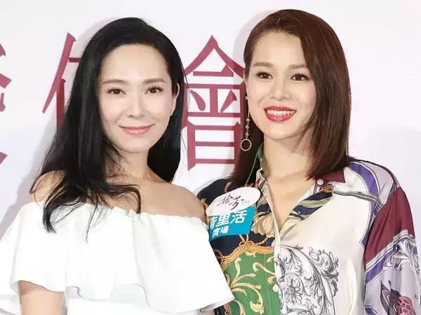 1999年兩位港姐郭羨妮和胡杏兒的故事：兩個女孩，一個靚一個不靚