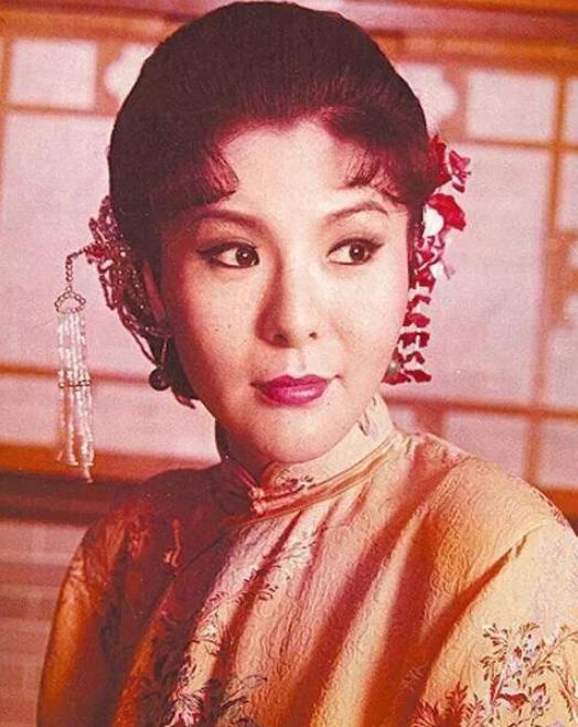 67歲金鐘視後李麗鳳去世，膝下無兒無女，陳妍希發文悼念！