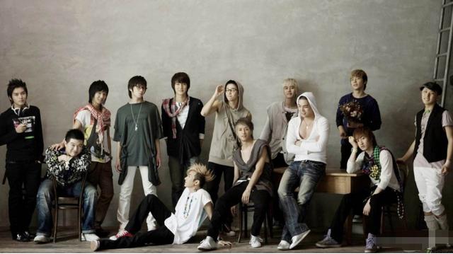 SuperJunior隊長利特更新SNS，配文引粉絲淚目：趕緊找個女友吧！