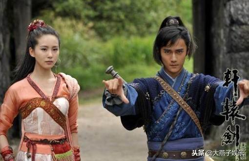 家暴事件升級？蔣勁夫女友稱：從夜裡12點被打到早上，家裡全是血？！