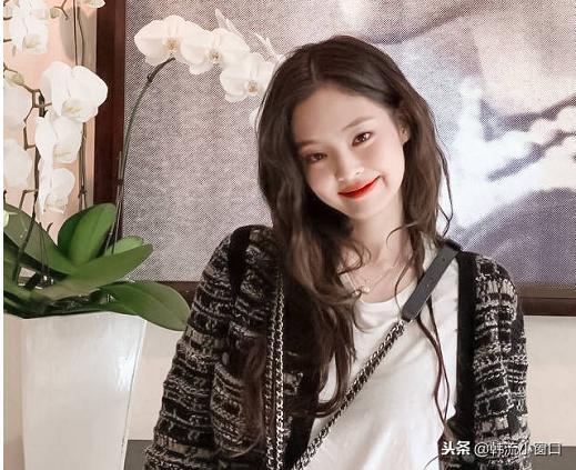 BLACKPINK智妮JENNIE力壓TWICE泰妍！五大原因分析！黑粉功不可沒