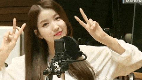 [GFRIEND][分享]181126 不愧油炸親故隊長金韶情溫柔善良團魂滿滿