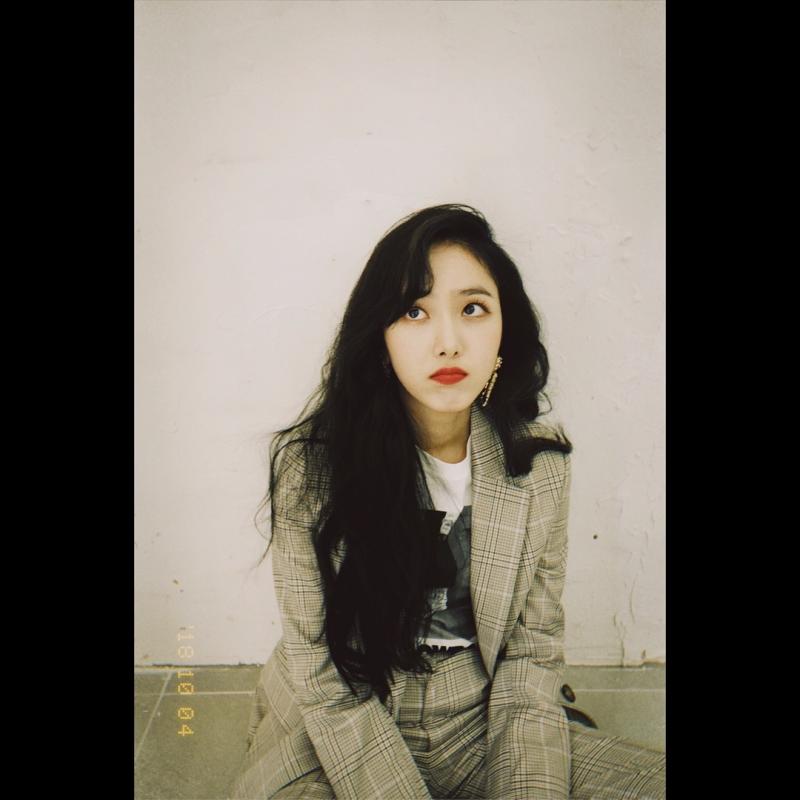 [GFRIEND][分享]181126 不愧油炸親故隊長金韶情溫柔善良團魂滿滿