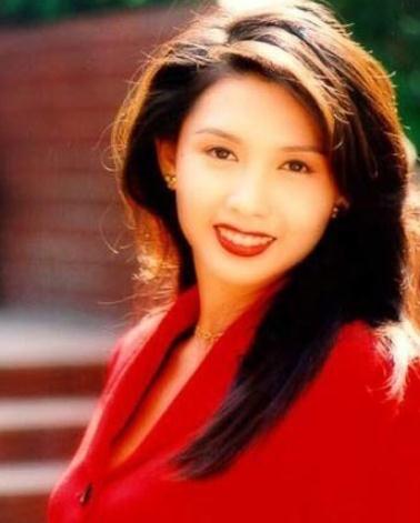 黎姿三個女兒，鍾麗緹三個女兒，邱淑貞三個女兒，差距一目了然 