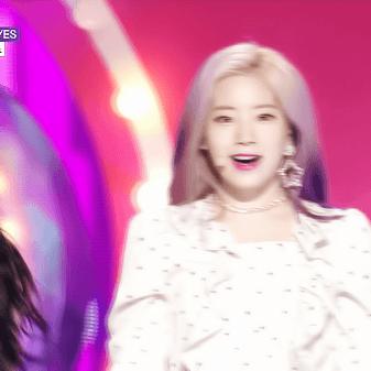 [TWICE][分享]181125 人歌預錄現場once後記：子瑜身體已經恢復健康
