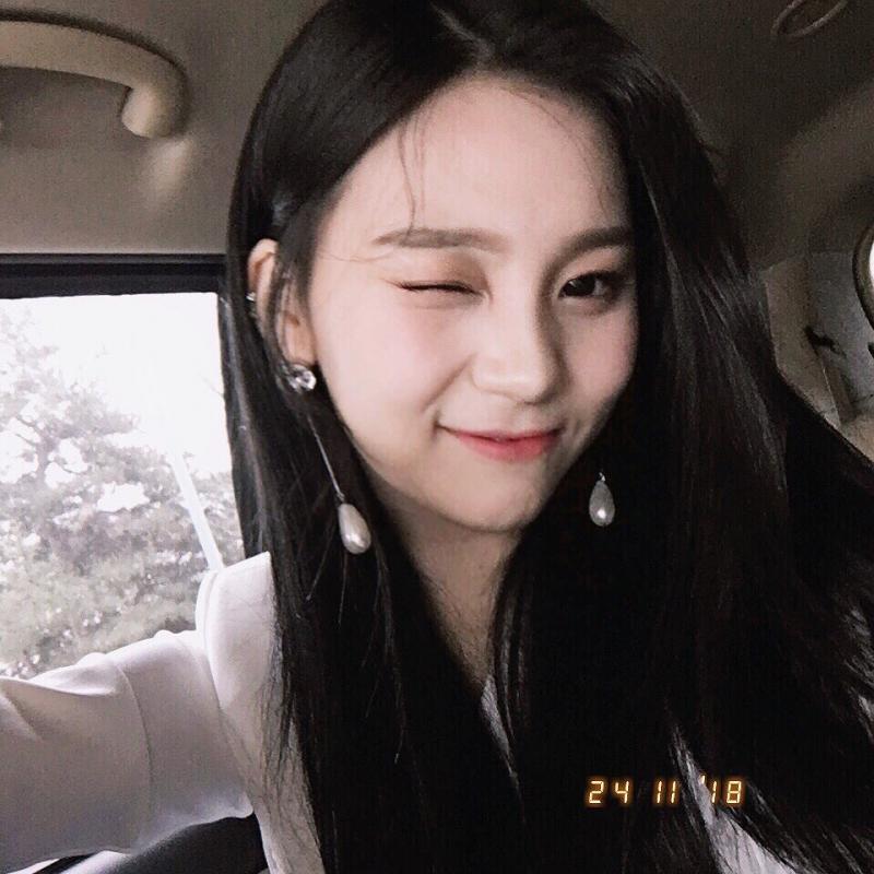 [GFRIEND][分享]181125 人間水蜜桃降臨下初雪的日子跟美女智更配