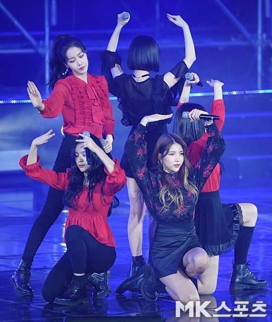 [GFRIEND][分享]181124 girl crush魅力全開！GFRIEND公演舞台帶來火爆反響