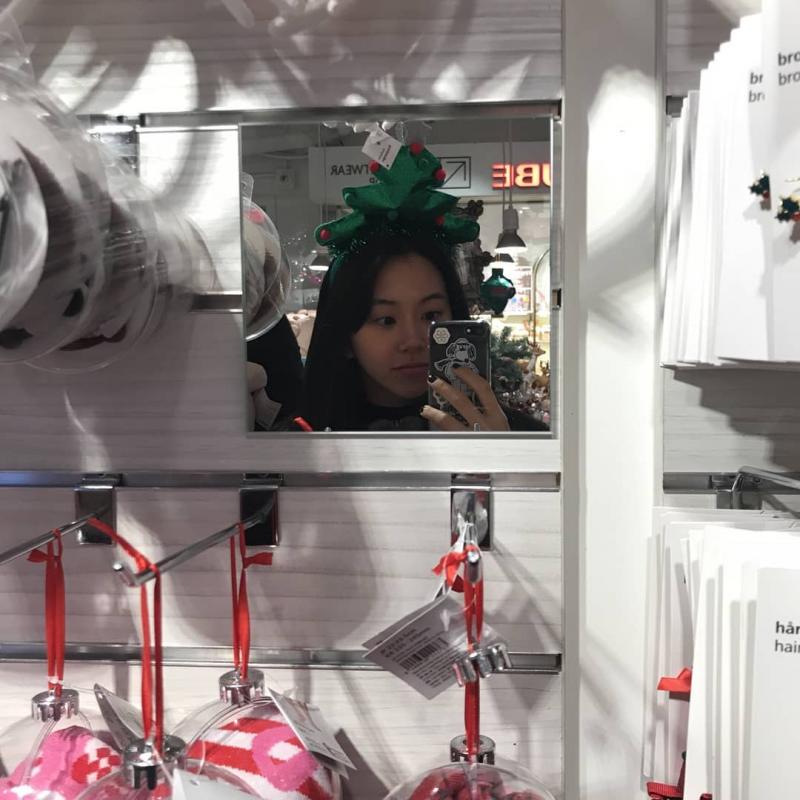 [TWICE][分享]181124 彩瑛感嘆這麼快就有聖誕節氣氛了彩詩人今年會寫出什麼文字呢