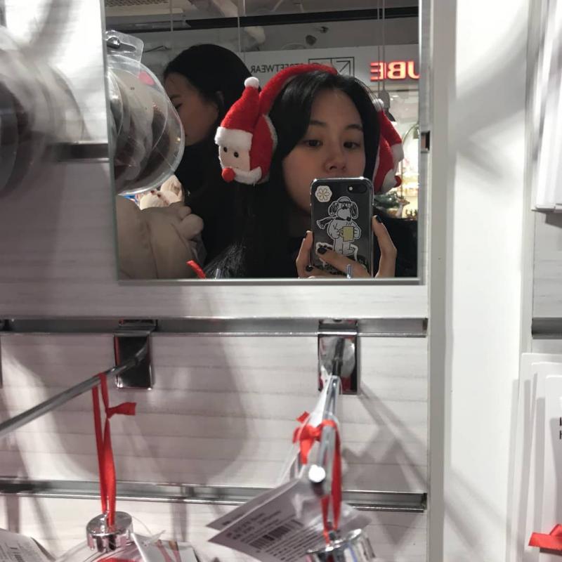 [TWICE][分享]181124 彩瑛感嘆這麼快就有聖誕節氣氛了彩詩人今年會寫出什麼文字呢