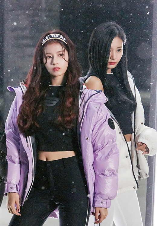 [TWICE][分享]181123 遲來的冠軍秀一位認證照開心心情溢於言表