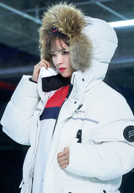 [TWICE][分享]181123 遲來的冠軍秀一位認證照開心心情溢於言表