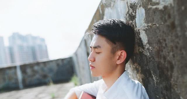 我結婚同學隨禮六百，他結婚我回禮六百，第二天收到他2字信息
