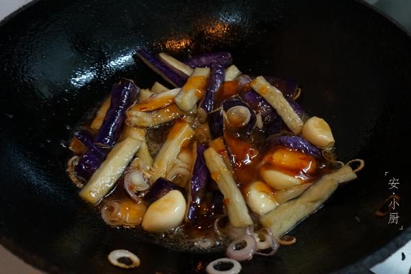 茄子這樣做，比肉還香，一上桌就遭瘋搶，兒子抱怨米飯太少