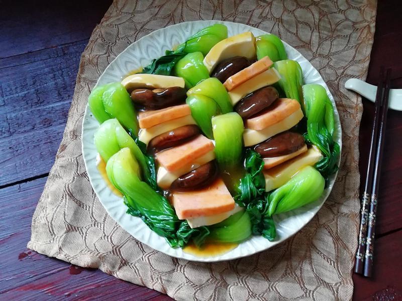 豆腐和香菇一起搭配，增味又開胃，教你6種做法，道道都是下飯菜 
