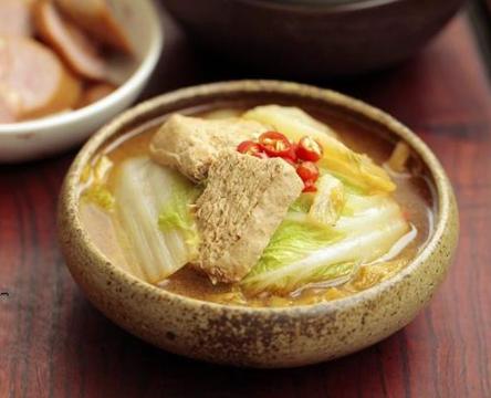 白菜燉豆腐的15款做法，冬天吃正是時候，燉上一鍋吃不夠！