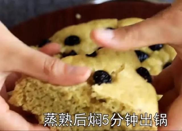綠豆別再煮著吃了！試試這個新做法，簡單又營養，比綠豆糕還好吃