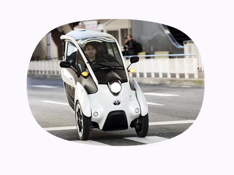  TOYOTA即將在台灣上市的機車，遮風避雨擁有神奇吸引力的i-ROAD超級摩托車