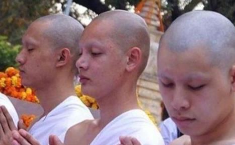 泰國「人妖」在退休之後，都是過著怎樣的生活？結局讓人唏噓不已！