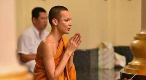 泰國「人妖」在退休之後，都是過著怎樣的生活？結局讓人唏噓不已！