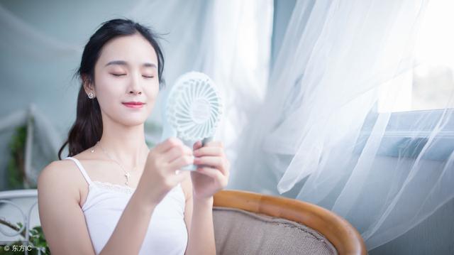 一個女人想要永遠保持魅力，請記住這十個詞