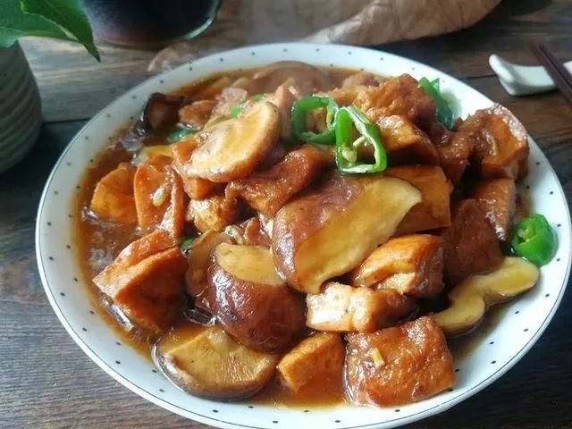 豆腐和它是絕配，味道香濃，豆腐入味，看著就想吃！