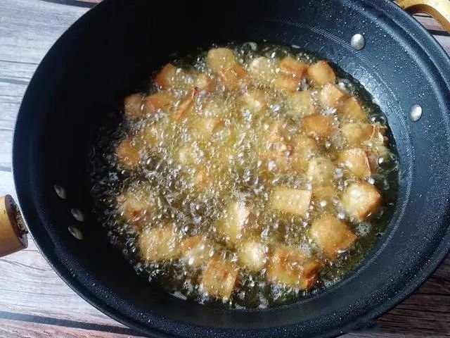豆腐和它是絕配，味道香濃，豆腐入味，看著就想吃！