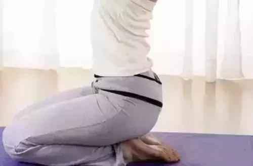每天清晨堅持30秒，升清降濁百病走，恢復30歲的健康！