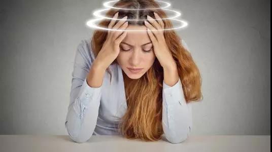 頸椎病是怎麼形成的？這3個小妙招可幫你來緩解！