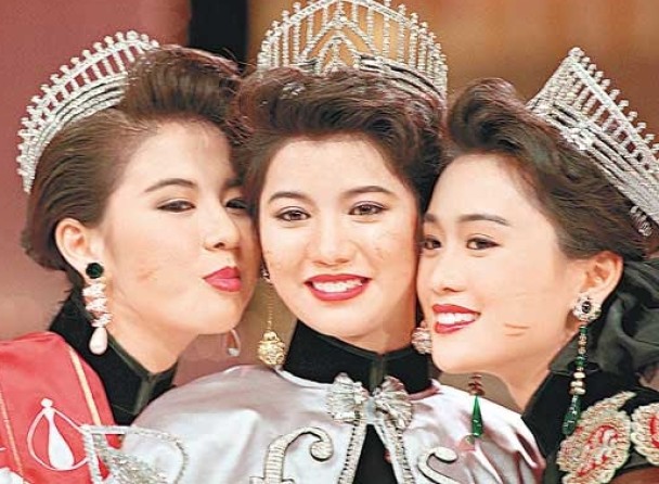 48歲梁小冰依然省鏡 露玉膊激曬少女味