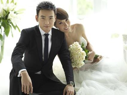 林千鈺當年「閃嫁離婚男焦恩俊」讓爸媽氣炸，如今走過風風雨雨「膝下無子」卻幸福到讓人羨慕！