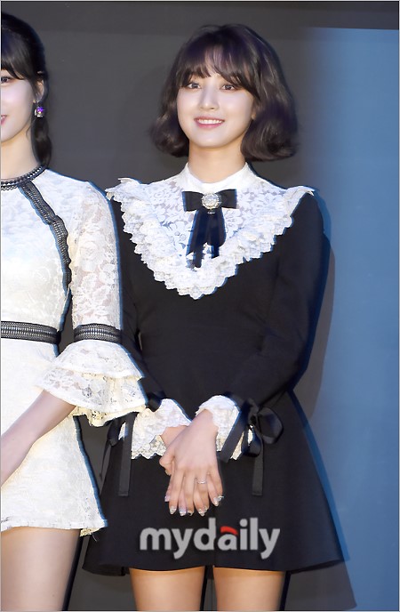 [TWICE][分享]181206 依舊是KPO女團第一TWICE今年截止目前為止專輯銷量458萬張+