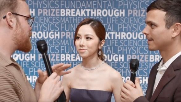 G.E.M.獲邀去NASA頒獎兼唱中文歌 竟爆整容疑雲 網民：唔認得佢肯定埋咗線囉！