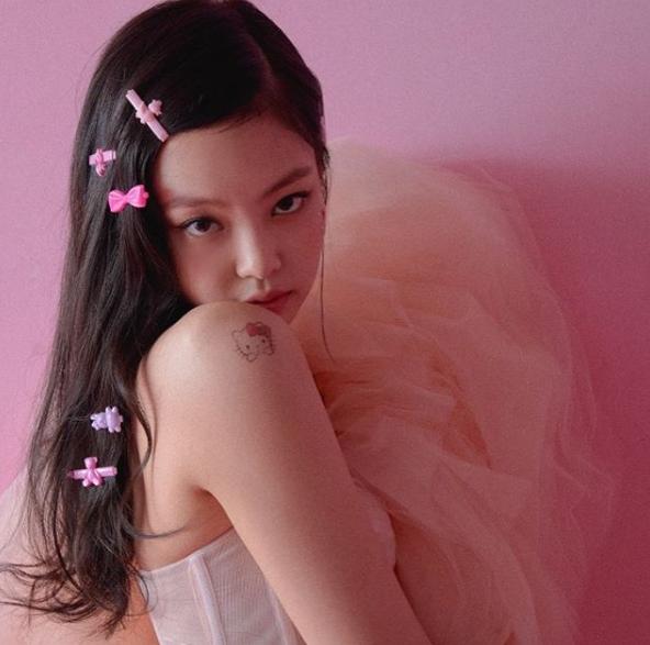 YG公開弔胃口！繼Jennie和宋旻浩之後，下一個回歸的歌手是誰呢？