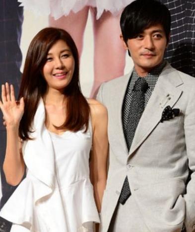 4位「不敢離婚」的男星，妻子都很漂亮，還都有億萬身家！