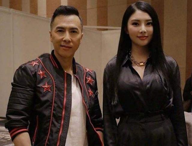 4位「不敢離婚」的男星，妻子都很漂亮，還都有億萬身家！